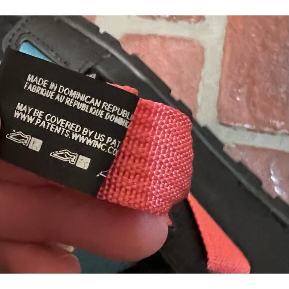 Chaco Lowdown Sandals Colorful Strappy Women's 10 NWOT - Picture 11 of 12